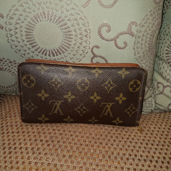 Louis Vuitton monogram porte monnaie zippy wallet - Picture 2 of 6